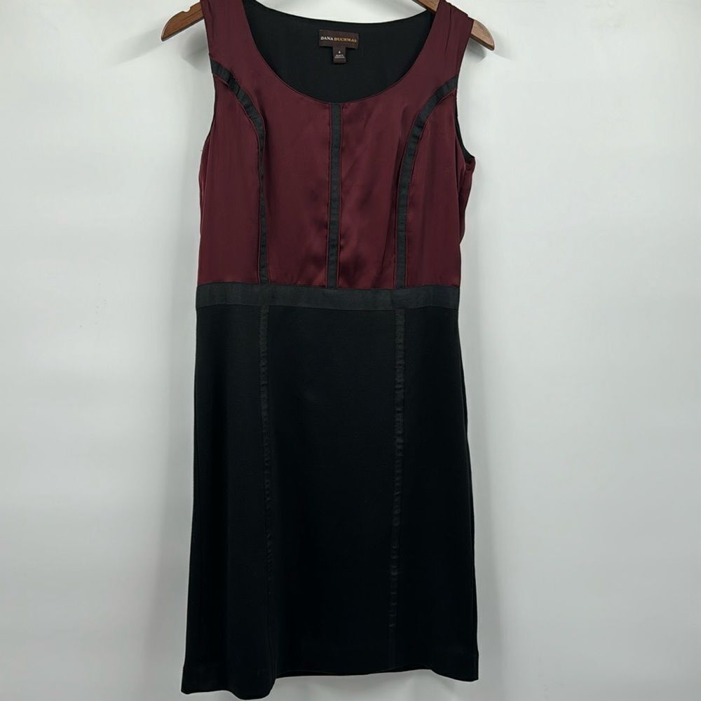 Dana Buchman Burgundy and Black Sheath Dress 6